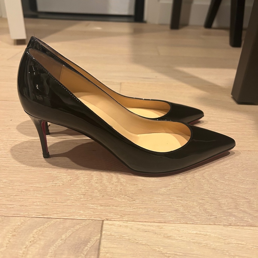 Christian Louboutin Kate 70 Patent Pump Size: 37